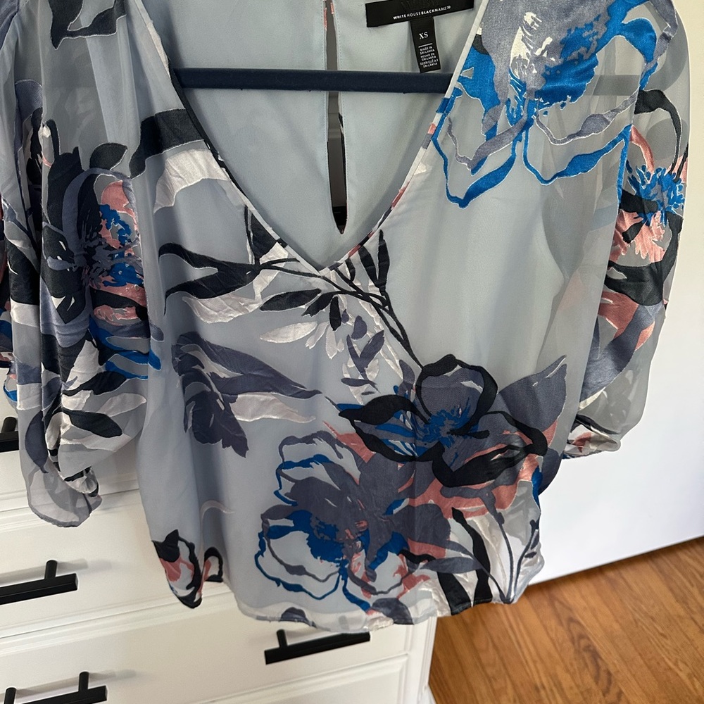 White House Black Market Blue and Gray Floral Blouse